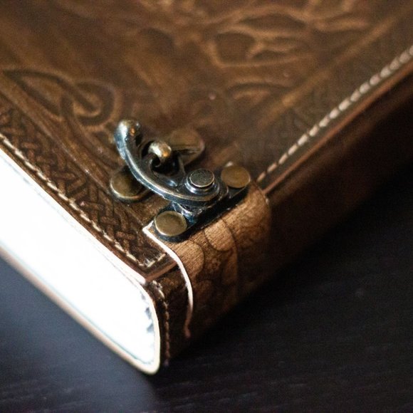 Old Raven Leather Journal - Picture 5 of 9
